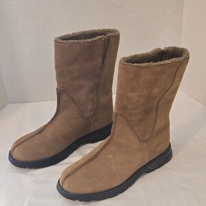 Columbia Women's Shirebrook Waterproof Boots, Size 8 Tan Omni Grip  Leatherp